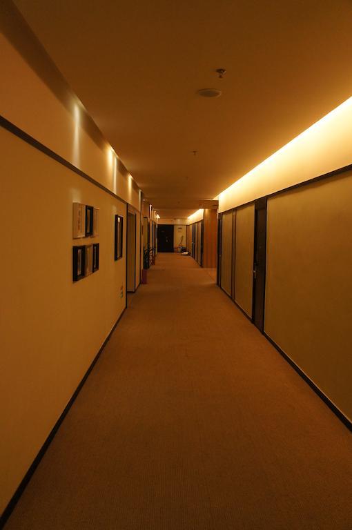 Joy Inn Gongbei Zhuhai Exteriör bild
