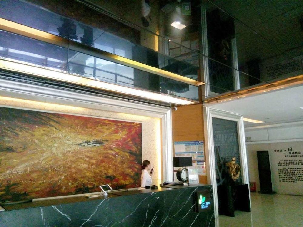 Joy Inn Gongbei Zhuhai Exteriör bild